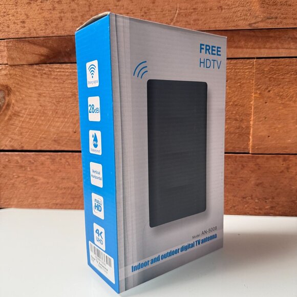 Free HDTV AN-5008 Indoor And Outdoor Strong Signal Horizontal Digital TV Antenna - Picture 2 of 6